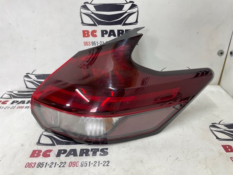 Запчасть фонарь наружный (в крыло) правый Nissan Kicks 2022 1.6 265505R00A Б/У Фонарь наружный (в крыло) правый Nissan Kicks 2022 1.6 265505R00A Б/У