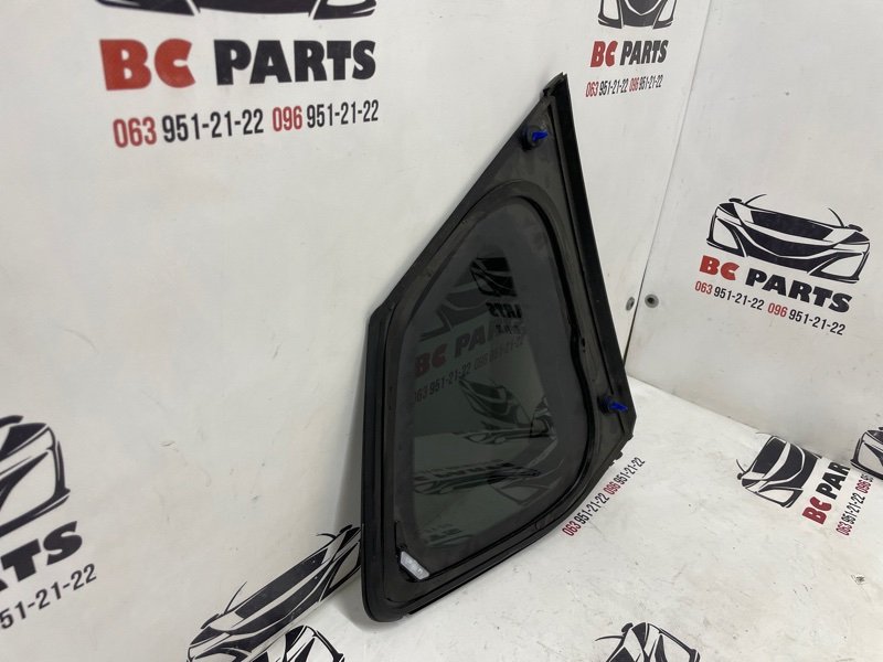 Форточка кузова левая Rogue 2021 T33 2.5 Форточка кузова левая Rogue 2021 T33 2.5