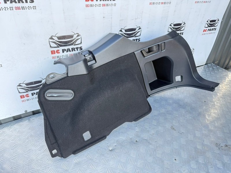 Карта багажника правая Subaru Outback 2.5 Карта багажника правая Subaru Outback 2.5
