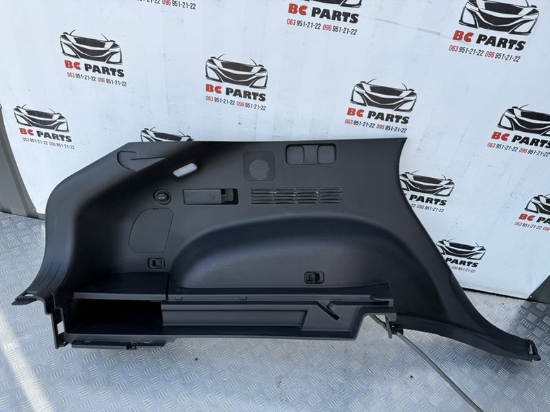 Карта багажника левая EV6 2023