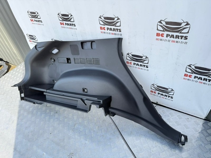 Карта багажника левая EV6 2023