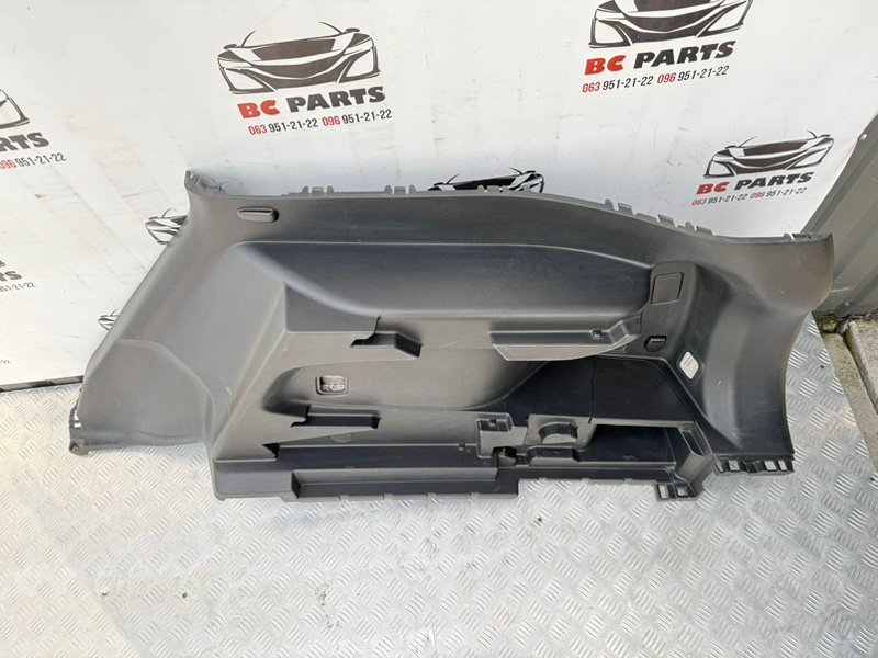 Карта багажника правая Rogue 2019 T32 QR25 2.5