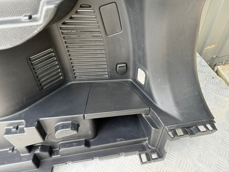 Карта багажника правая Rogue 2019 T32 QR25 2.5