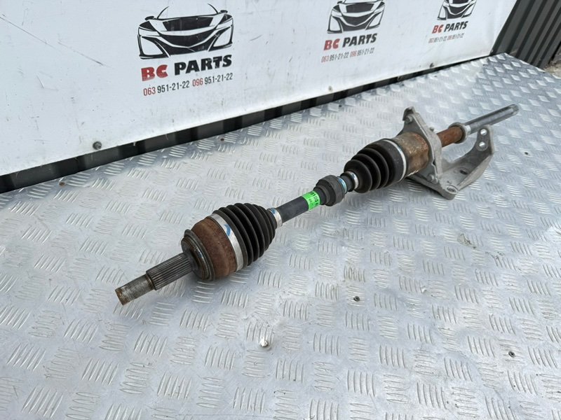 Привод ( полуось) передний правый Nissan Rogue T32 QR25 2.5