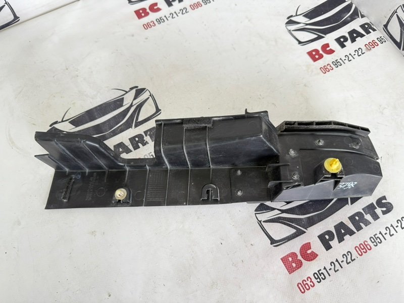 Накладка крыла передняя правая CR-V 2017 1.5