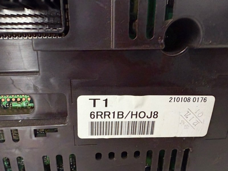 Панель приборов Rogue 2021 T33 2.5