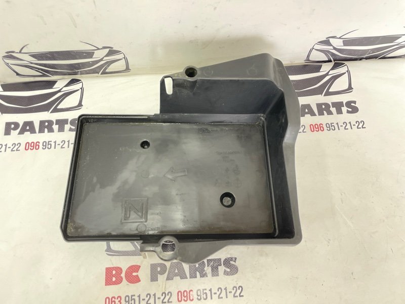 Подставка под аккумулятор Subaru Outback 2018 2.5 82122AL00A Б/У