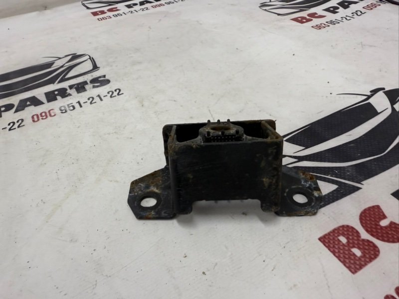 Подушка глушителя передняя Kicks 2022 1.6