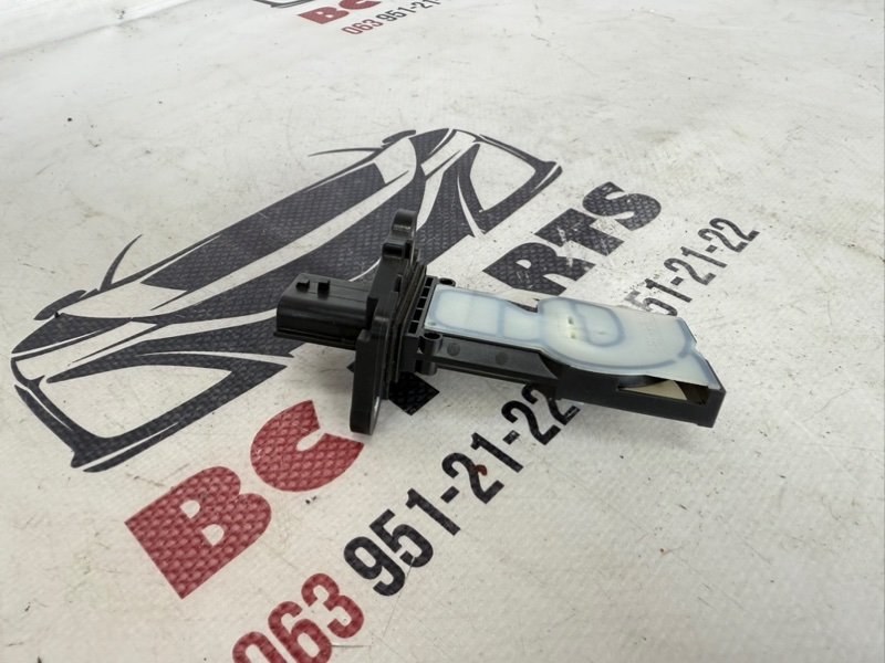 Датчик массового расхода воздуха Rogue 2021 T33 2.5