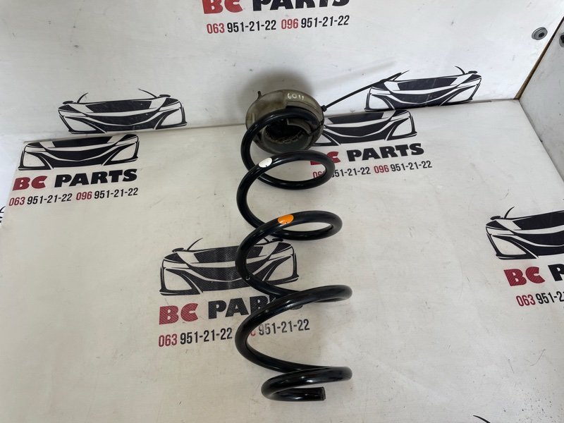 Пружина подвески задняя Nissan Rogue 2021 T33 2.5 550206RR1E Б/У