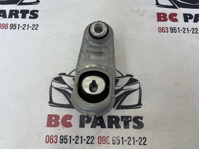 Подушка двигателя нижняя Nissan Rogue 2021 T33 2.5 113606LA0A Б/У