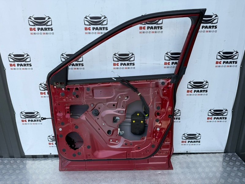 Дверь боковая передняя правая Rogue 2021 T33 2.5 Дверь боковая передняя правая Rogue 2021 T33 2.5