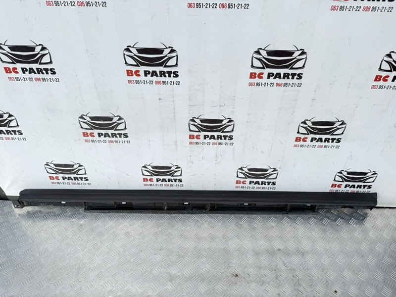 Накладка порога правая Mazda CX-5 2018 2.5 KB7W51P40D Б/У