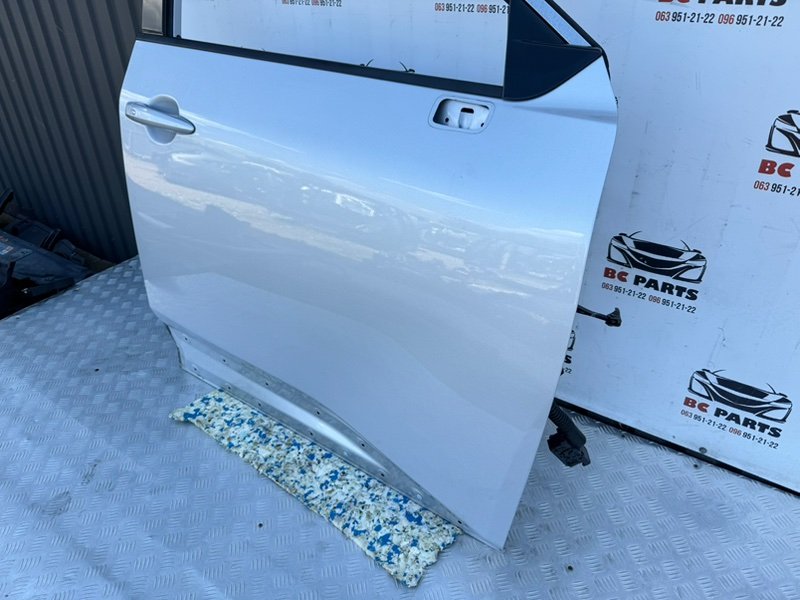 Дверь боковая передняя правая Nissan Rogue T33 2.5