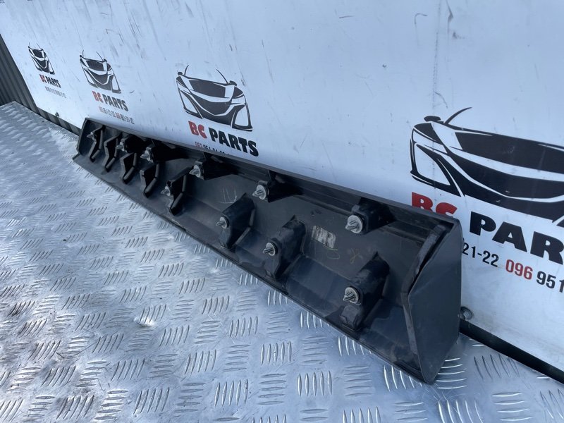 Накладка двери передняя правая Rogue 2021 T33 2.5