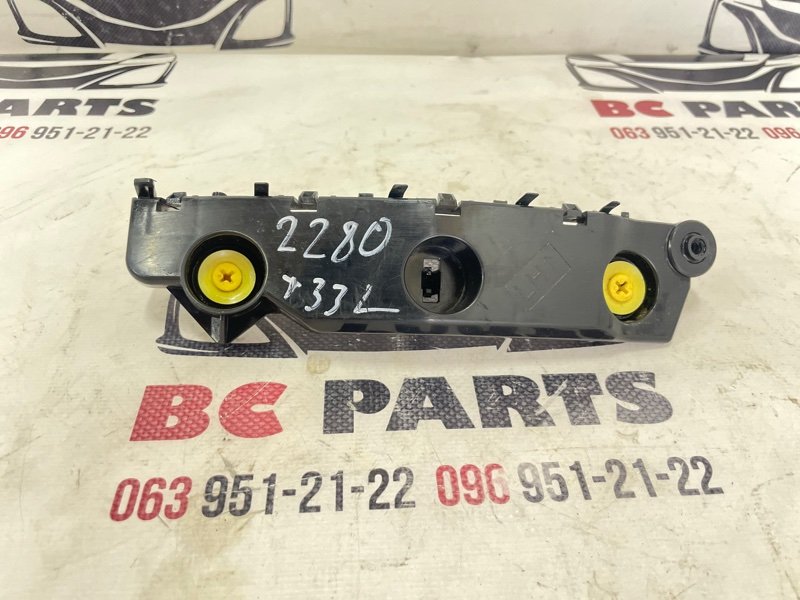 Направляющая бампера передняя левая Nissan Rogue 2021 T33 2.5 622236RR0A Б/У