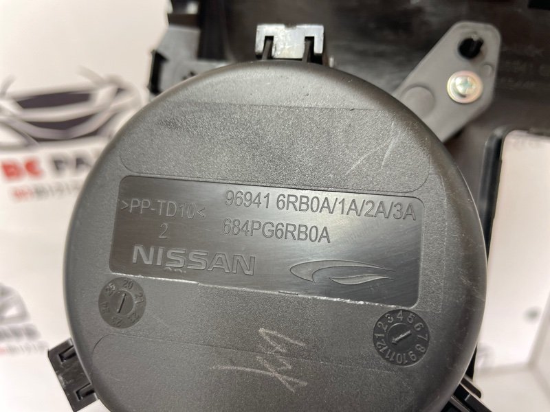 Накладка центральной консоли Rogue 2021 T33 2.5