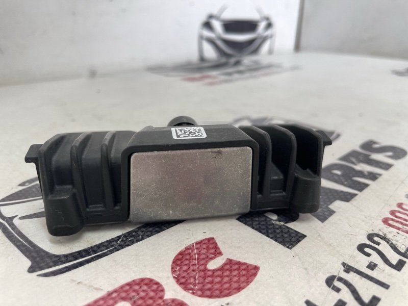 Камера на лобовое стекло Rogue 2021 T33 2.5