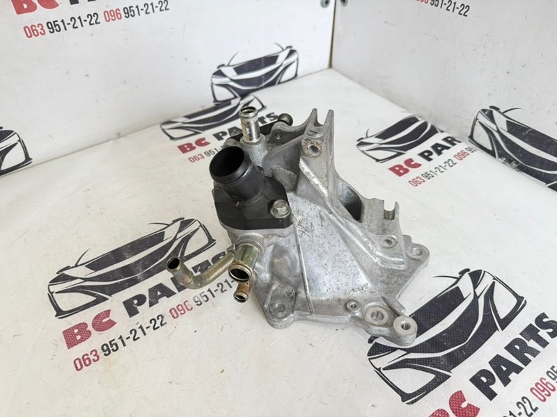 Корпус помпы Nissan Rogue 2021 T33 2.5 21013-6RA0A Б/У