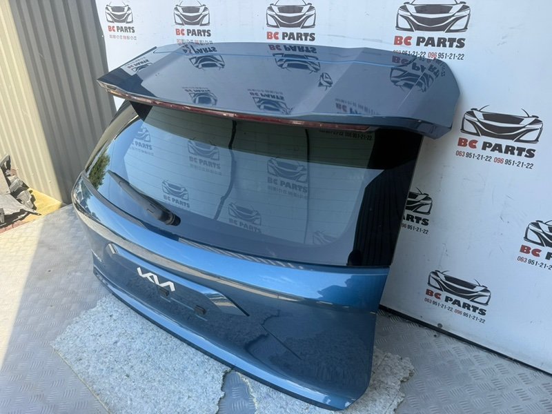 Крышка багажника Kia Niro