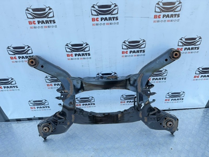 Подрамник задний Nissan Rogue 2021 T33 2.5 55400-6RA1B Б/У