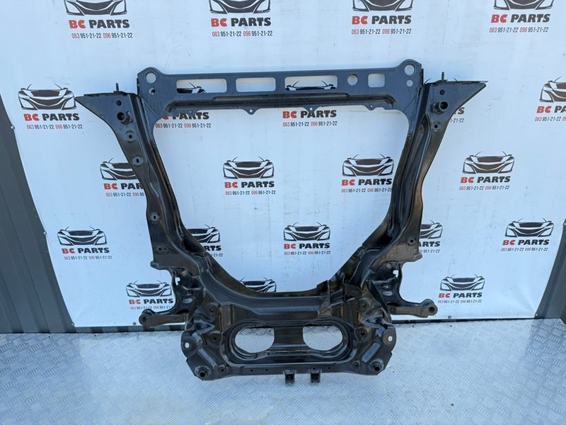 Подрамник передний Nissan Rogue 2021 T33 2.5 54401-6RA2A Б/У