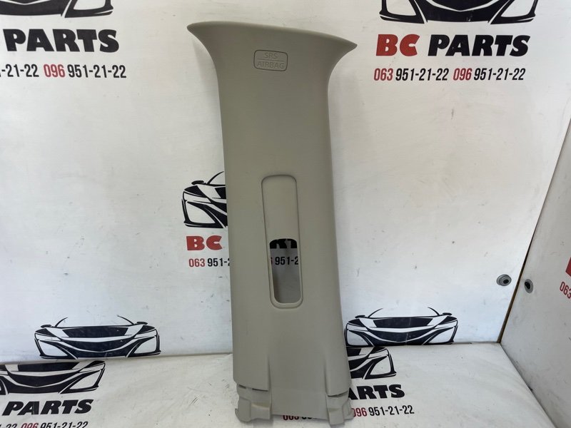 Накладка центральной стойки левая Nissan Rogue 2013-2020 T32 2.5 769144BA0A Б/У