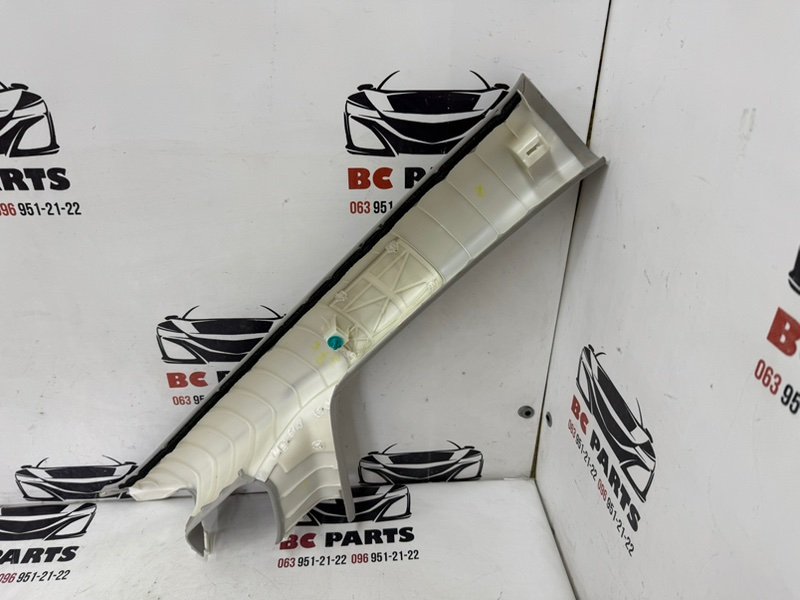 Накладка стойки лобового стекла левая RX 350 2012 3.5