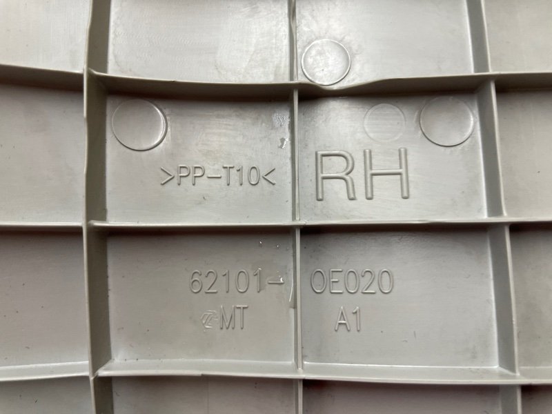 Накладка порога правая RX 350 2012 3.5