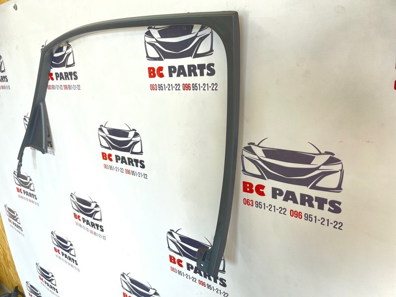 Накладка двери задняя левая Lexus RX 350 3.5