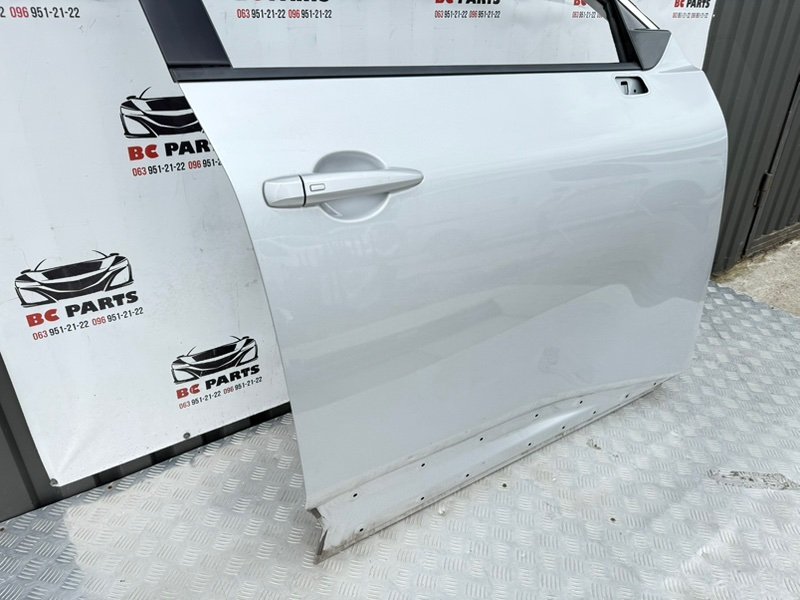 Дверь боковая передняя правая Rogue 2021 T33 2.5