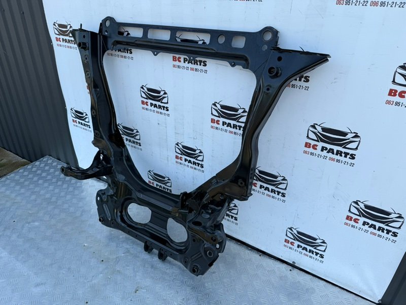 Подрамник передний Nissan Rogue T33 2.5