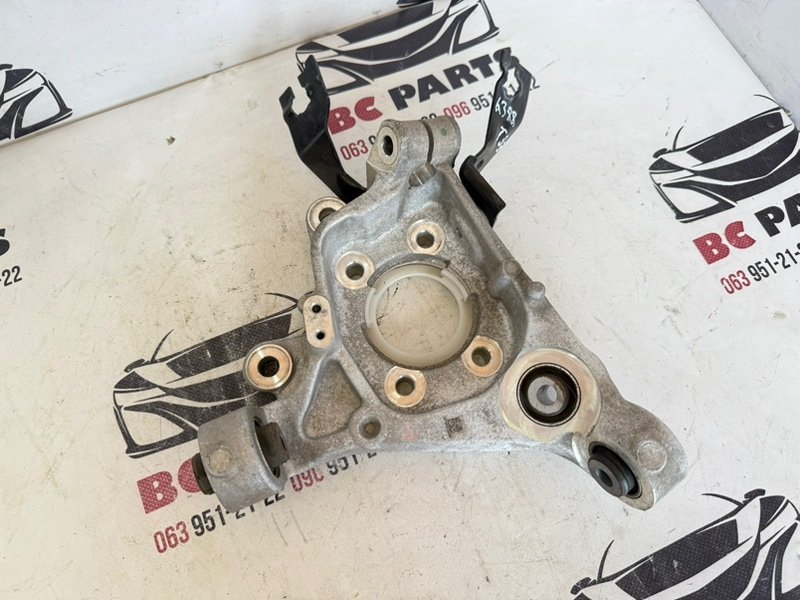Цапфа задняя левая Nissan Rogue 2021 T33 2.5 43019-6RR1A Б/У