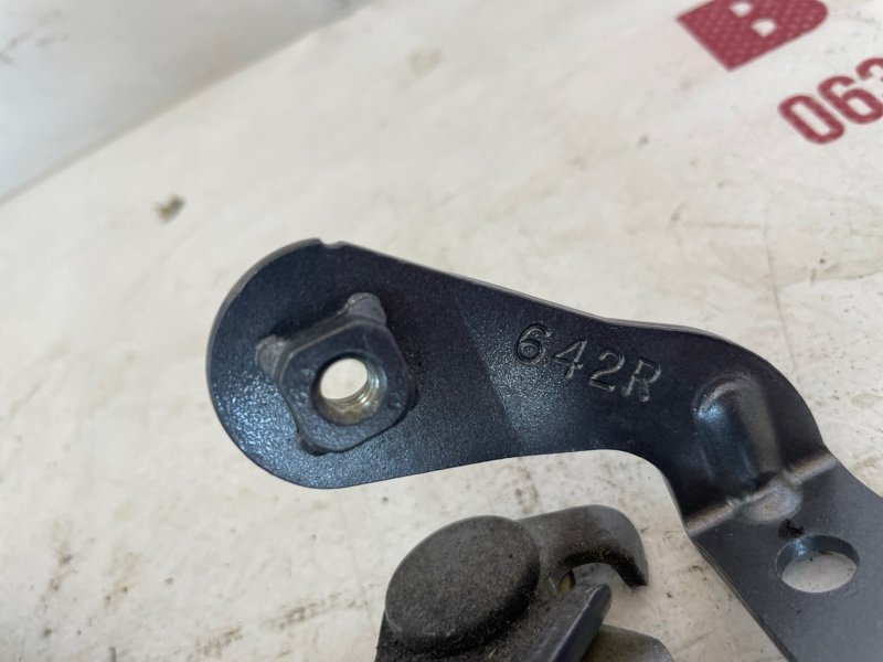 Петля капота правая RX 350 2012 3.5