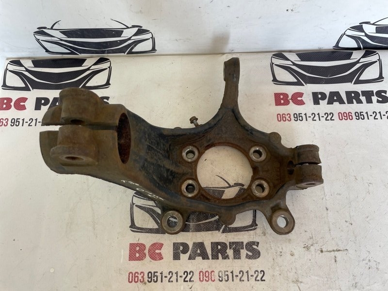 Цапфа передняя правая Nissan Rogue 2018 T32 QR25 2.5 400144CE0A Б/У