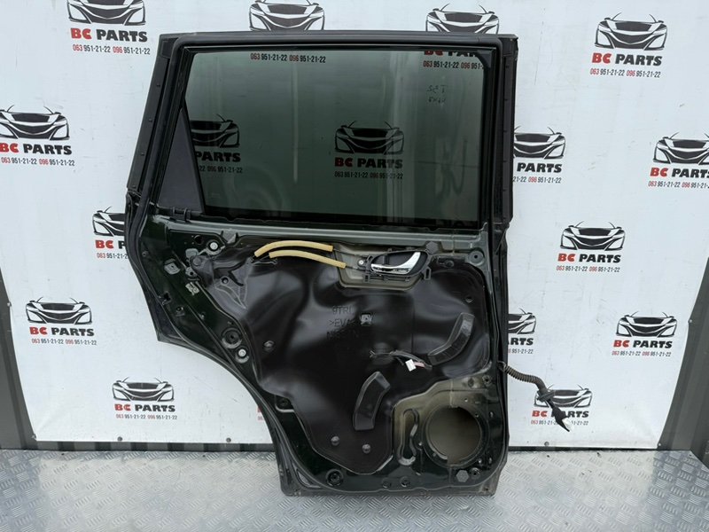 Дверь боковая задняя левая Rogue 2018 T32 QR25 2.5