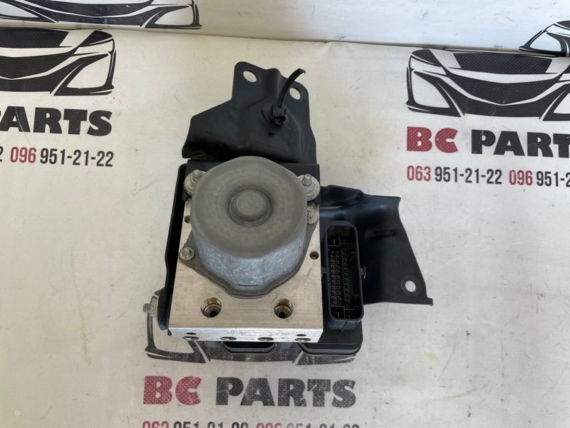 Блок ABS задний Rogue 2018 T32 QR25 2.5