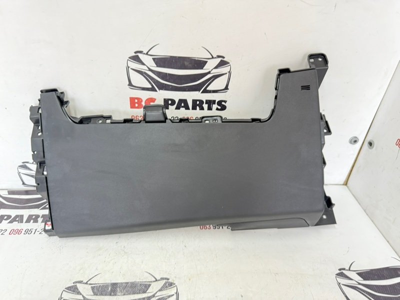 Накладка торпедо Kia EV6 2023 84761cv000 Б/У