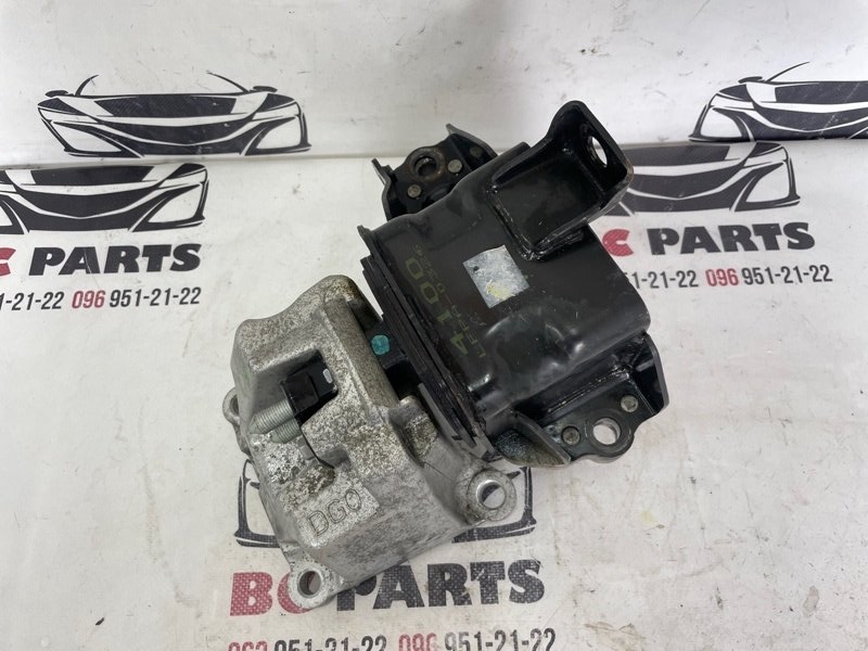 Подушка двигателя левая Hyundai Sonata sport 2014-2017 LF 2.4 21830D4100 Б/У