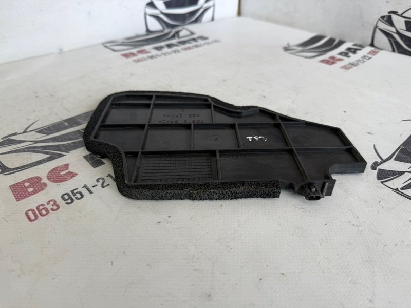 Накладка задняя Rogue 2020-2024 T33