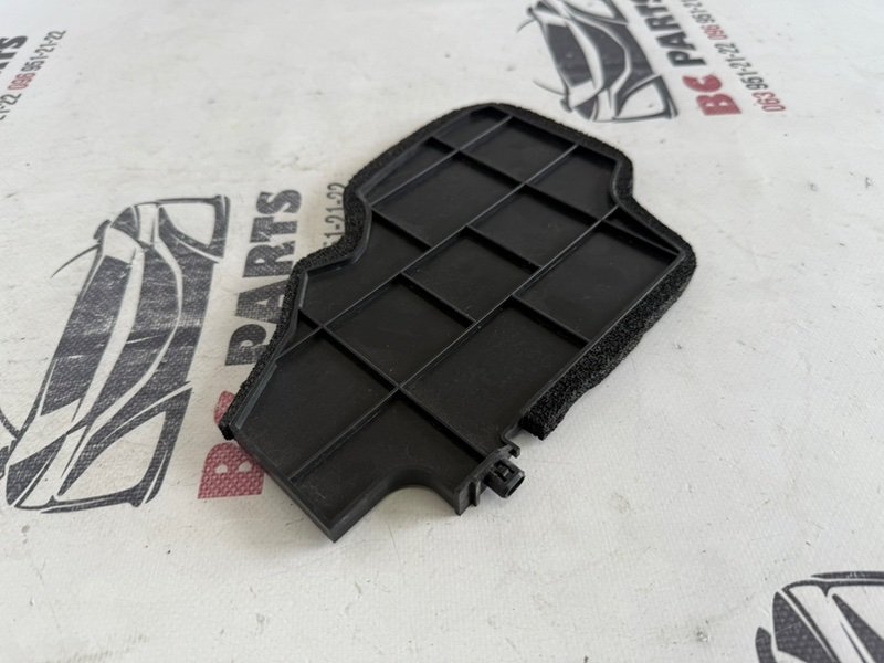 Накладка задняя Rogue 2020-2024 T33