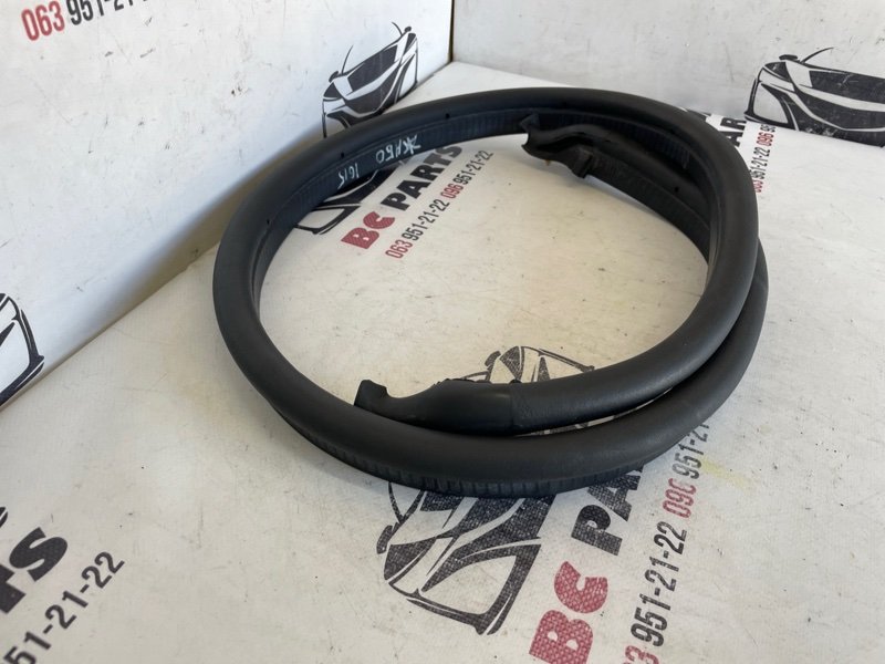 Уплотнитель кузова передний Durango 2018 3.6 Уплотнитель кузова передний Durango 2018 3.6