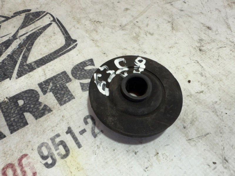 Подушка радиатора Nissan Rogue T33 2.5