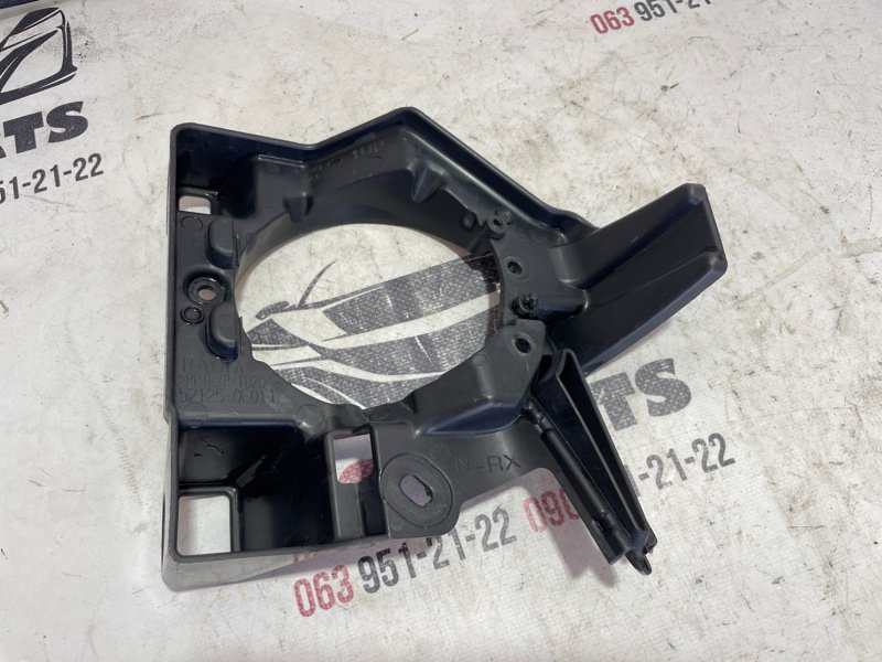 Кронштейн противотуманной фары передний правый RX 350 2012-2015