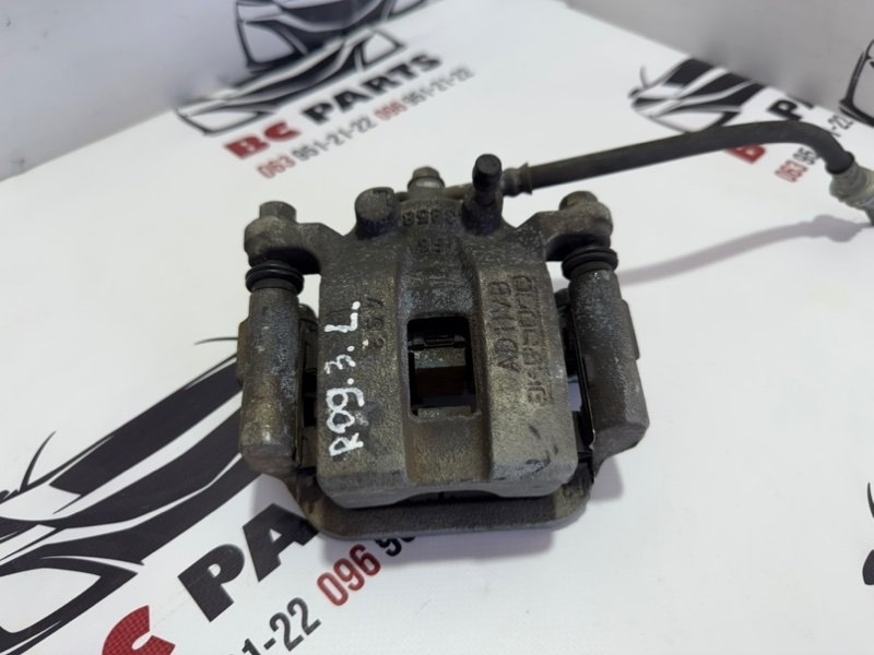 Суппорт тормозной задний правый Nissan Rogue 2013-2020 T32 440013NK0A Б/У