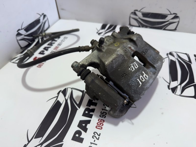 Суппорт тормозной передний правый Rogue 2013-2020 T32 Суппорт тормозной передний правый Rogue 2013-2020 T32