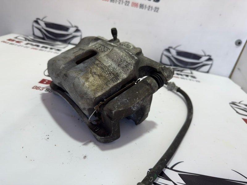 Суппорт тормозной передний правый Rogue 2013-2020 T32 Суппорт тормозной передний правый Rogue 2013-2020 T32