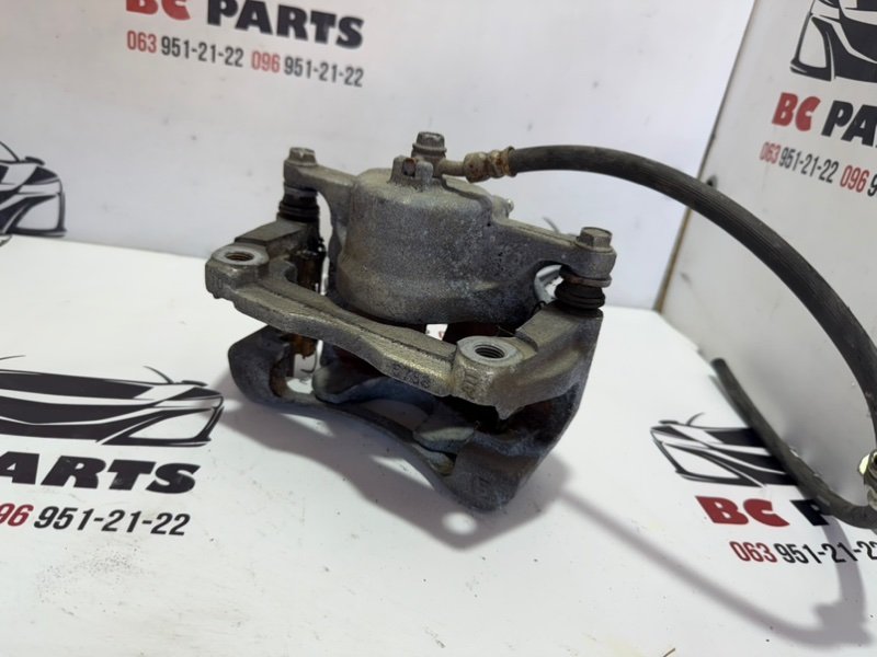 Суппорт тормозной передний правый Rogue 2013-2020 T32 Суппорт тормозной передний правый Rogue 2013-2020 T32