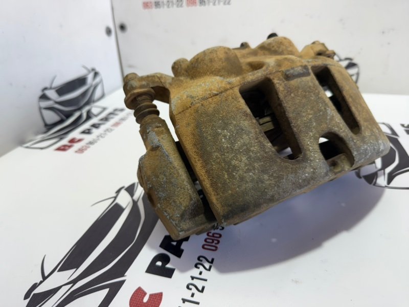 Суппорт тормозной передний левый Dodge Journey Суппорт тормозной передний левый Dodge Journey