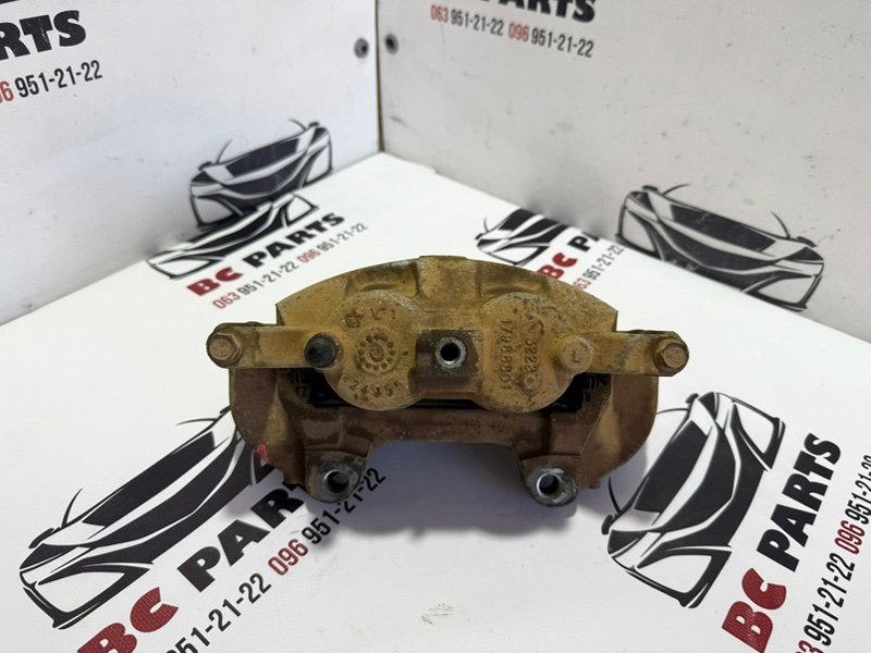 Суппорт тормозной передний левый Journey 2011-2020 Суппорт тормозной передний левый Journey 2011-2020